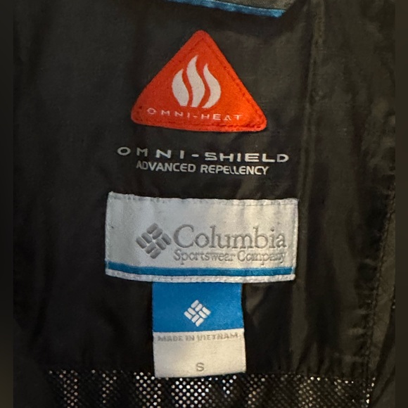 Columbia - Black quilted omni heat, omni-shield vest. EUC Ladies size Small - Picture 3 of 8